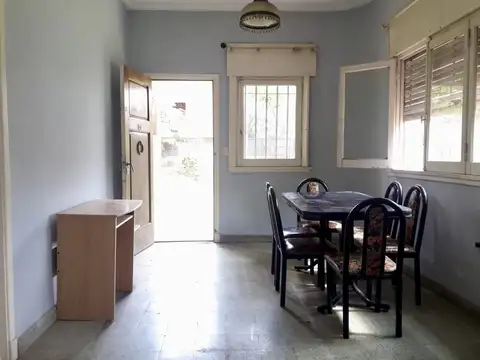 Melendez Nº 1655 e/ Solis