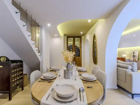 Casa 7 ambientes con 2 baños