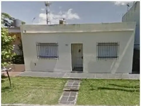 Casa  en Venta ubicado en Quilmes Oeste, Quilmes, G.B.A. Zona Sur - SVN0802_LP584590_1