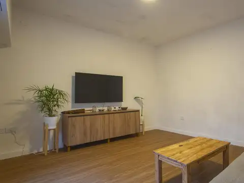 CASA DE PASILLO 2 DORM.   COMODÍN | PATIO, TERRAZA Y QUINCHO | SIN EXPENSAS | OCAMPO 1400  | Abasto