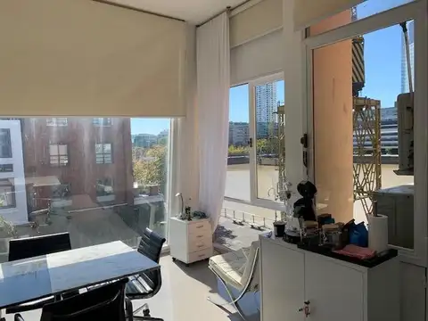 Oficina 5 ambientes con 3 baños