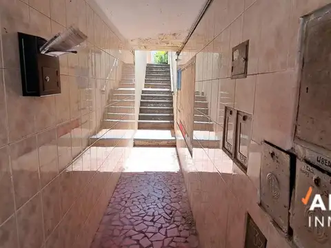 Depto Tipo Casa en Venta de 2 ambientes
