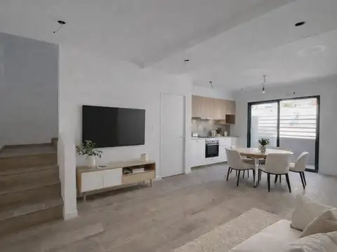 Depto Tipo Casa en Venta de 3 ambientes