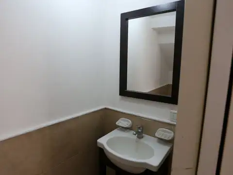 Departamento en Venta en Luis Guillon, USD 70.000