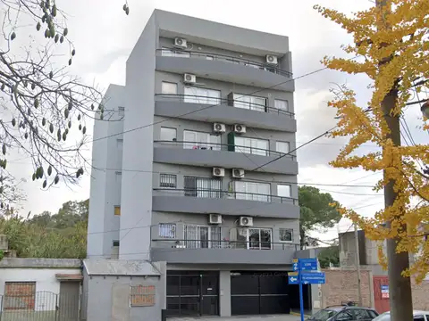 VILLA BOSCH DEPARTAMENTO DE 3 AMB  CON COCHERA EN 5 PISO