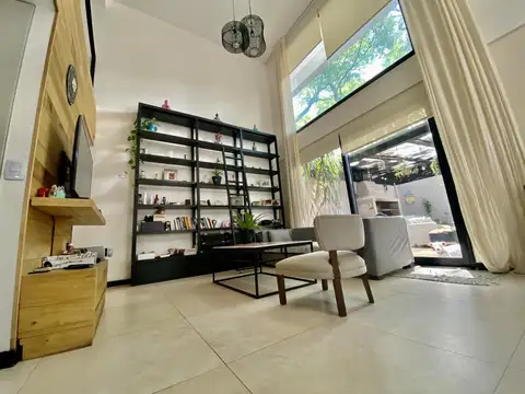 López y Planes al 800