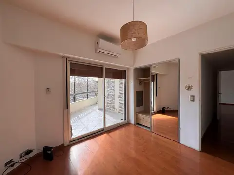 Departamento en Alquiler con 2 cocheras