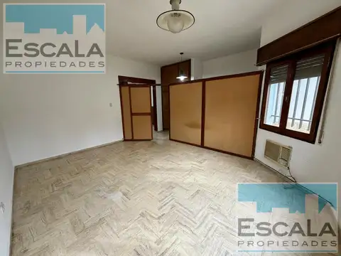 CASA EN ALQUILER 1 DORM - LOMAS DE ALBERDI
