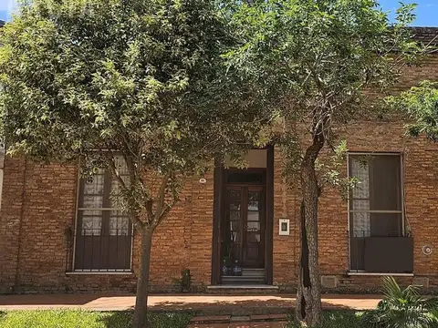 CASA ANTIGUA a 2 del  Puerto
