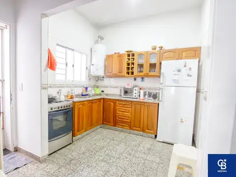 Dr. Jonas Salk  al 3900