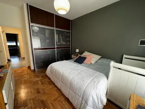 MODERNA CASA 4 AMBIENTES EN VENTA  - APTO CREDITO