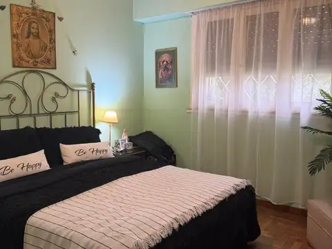 Casa en Venta en Adrogue, USD 192.000