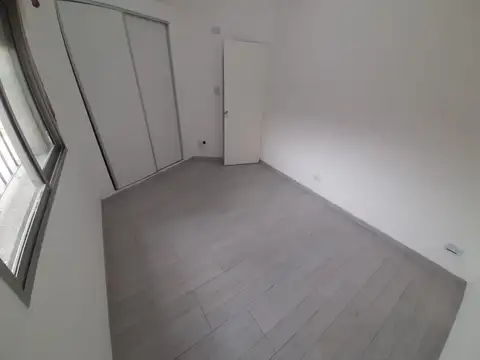 Depto Tipo Casa en Alquiler de 2 ambientes