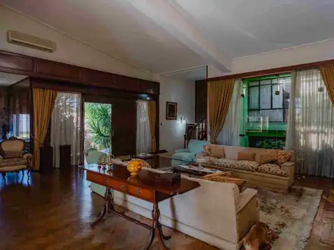 VENTA CASA DE CATEGORIA AVENIDA MATE DE LUNA 3050