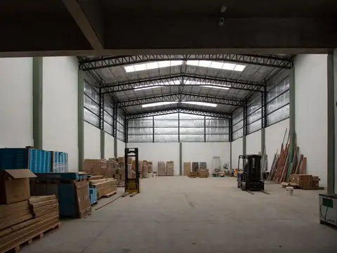 Galpon en Venta en Villa Ballester, USD 930.000