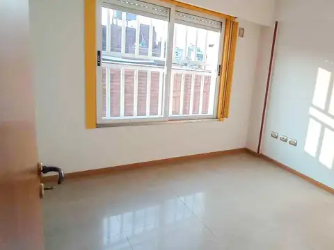 Departamento en Alquiler en Flores, $ 1.000.000