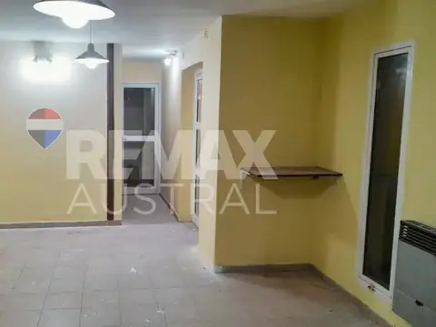 Casa 7 ambientes con 1 baño