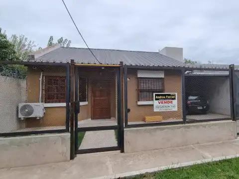 Casa en venta en Manuel Alberti