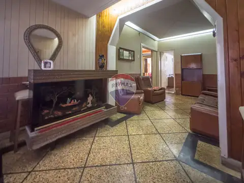 Depto Tipo Casa 4 ambientes con 2 baños