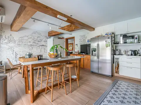 Casa en Alquiler al Este