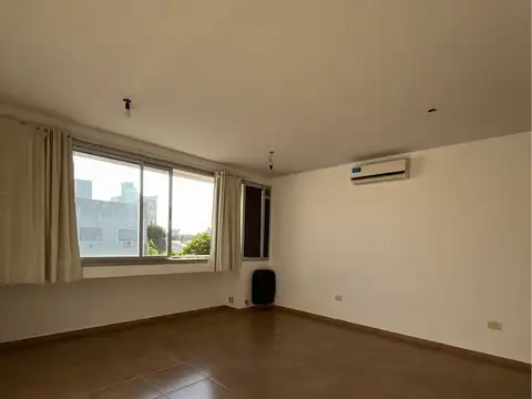 Departamento en Alquiler con 1 cochera