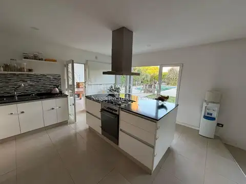 Casa en Venta en Campos De Alvarez, USD 480.000