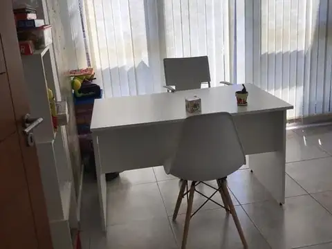 Oficina en Venta al Oeste