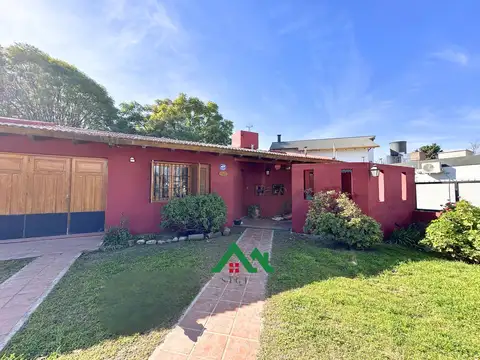 Casa en venta en planta baja Villa Allende 2 dormitorios con posib. de ampliación APTO CREDITO