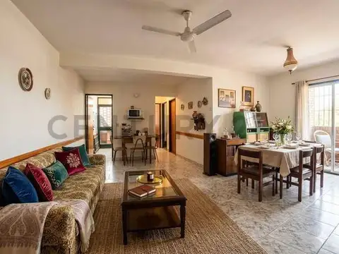 DEPARTAMENTO 3 AMB, COCHERA, BALCON, GLEW