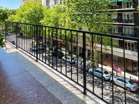 ALQUILER DE 4 AMBIENTES CON BALCÓN CORRIDO Y VISTA A BARRANCAS DE BELGRANO.