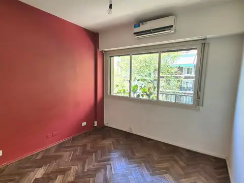 ALQUILER DE 4 AMBIENTES CON BALCÓN CORRIDO Y VISTA A BARRANCAS DE BELGRANO.