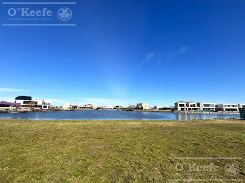 Lote en venta de 771 m2 a laguna  Villalobos - Pueblos del Plata