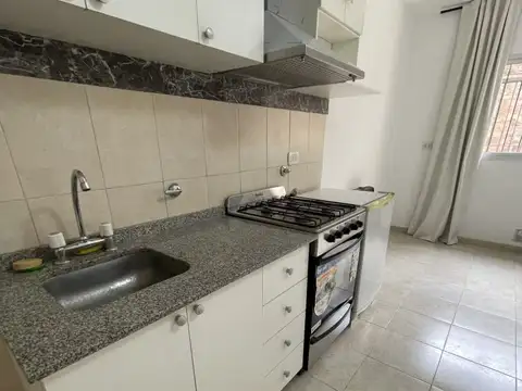 Depto Tipo Casa en Alquiler de 1 dormitorio
