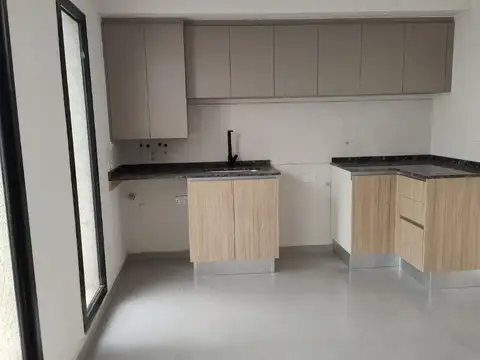 Casa 3 ambientes con 2 baños