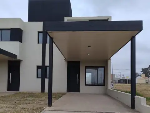 Dúplex en Venta CUESTAS DE MANANTIALES