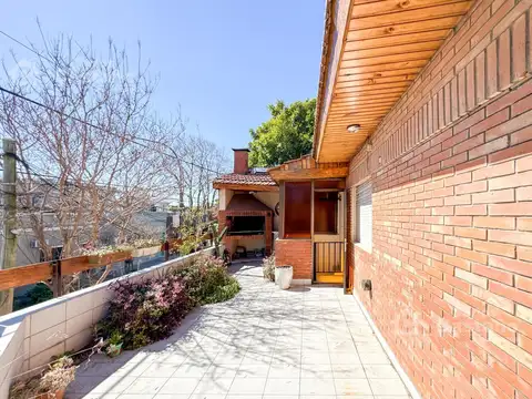 Depto Tipo Casa en Venta de 4 ambientes