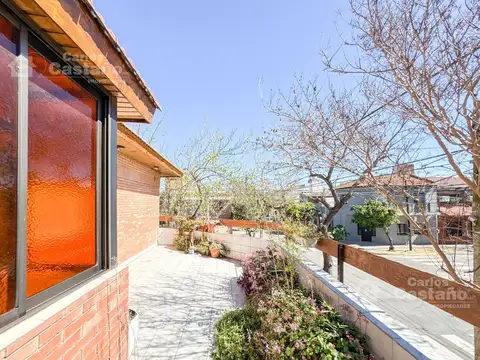 Depto Tipo Casa en Venta 40 años