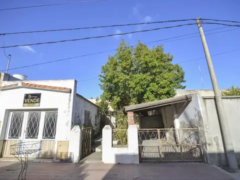 Casa centrica en Carmen de Patagones a reciclar