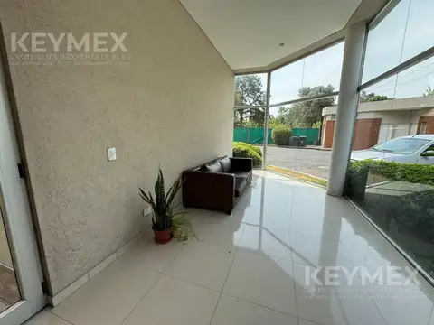 Departamento en Alquiler con 1 cochera