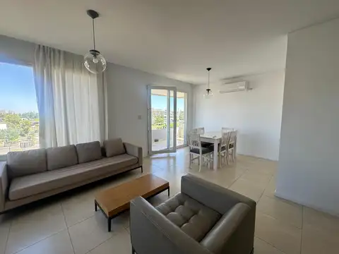 Av Del Mirador 500, Piso 3