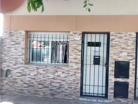 Depto Tipo Casa en Venta de 2 ambientes