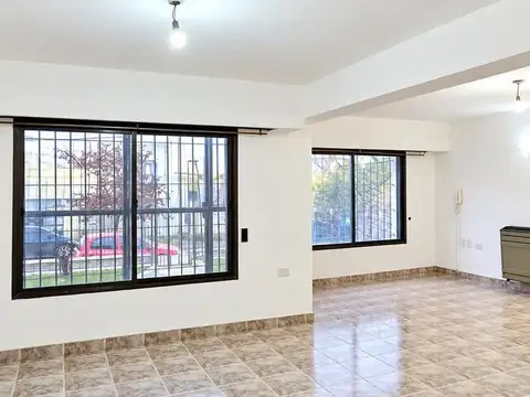 Casa de 5 dormitorios en alquiler en neuquén | elordi 2000