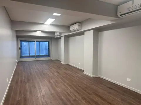 Edificio nuevo oficina moderna impecable en planta libre, para entrar !!!