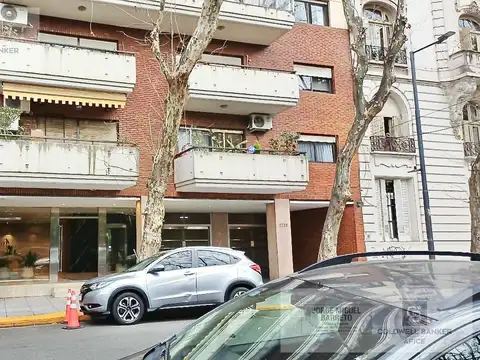 Departamento 3 ambientes enormes en Palermo Botanico frente al Ecoparque con balcón muy amplio