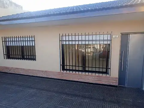 CASA PH DE 4 AMBIENTES A ESTRENAR  EN VENTA - MORON NORTE