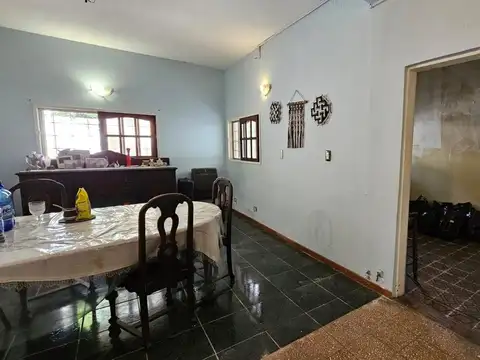 Depto Tipo Casa en Venta de 4 dormitorios