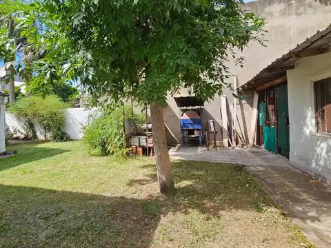 VENTA PH TIPO CASA 5 AMBIENTES V LUZURIAGA 270M2