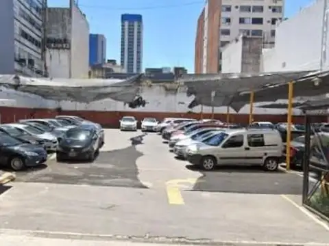 Terreno en Venta 33  mts Fondo