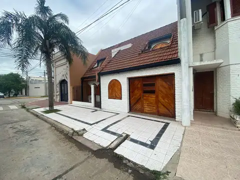 Casa en Barrio 9 de Julio