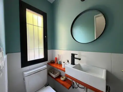 Casa 3 ambientes con 2 baños